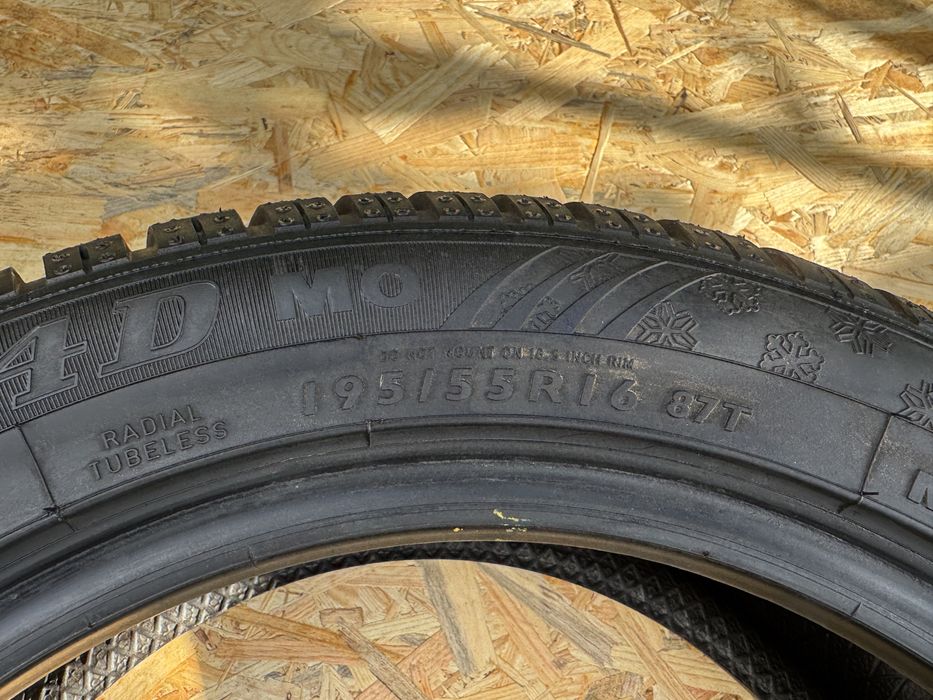 Шини 195/55/r16 Dunlop зимова резина
