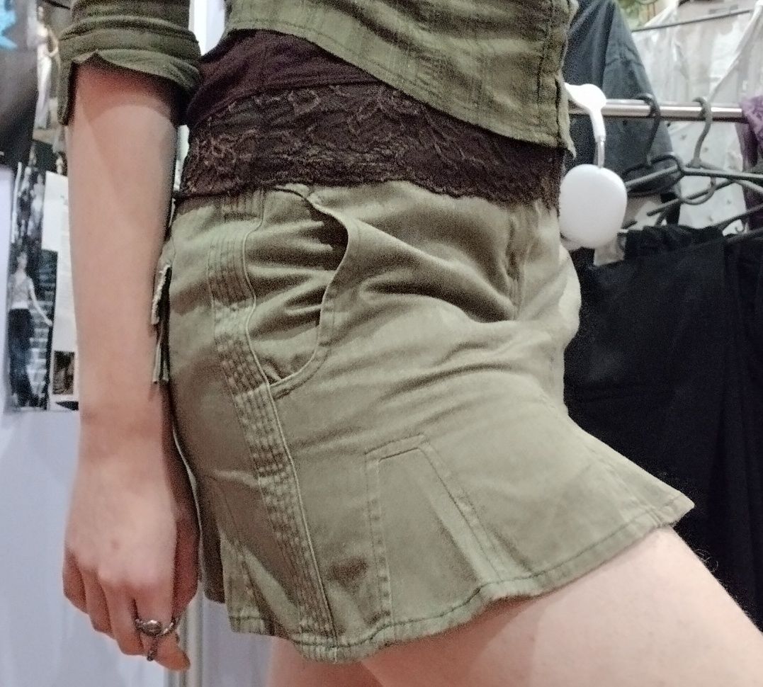 Міні юбка зеленого кольору