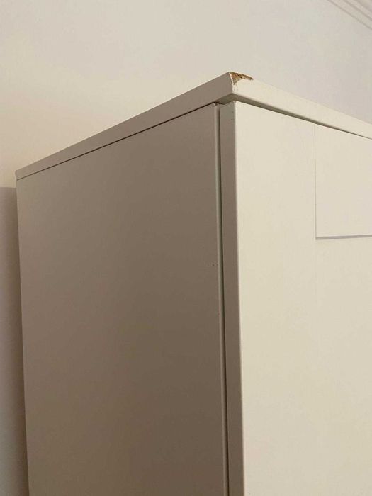 Roupeiro Ikea / BRIMNES