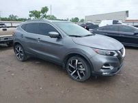 2020 Nissan Qashqai // 2020 Nissan ROGUE SPORT
