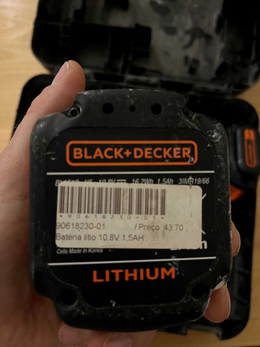 2 Baterias Lithium 10.8v Carregador e Mala Rígida para Black & Decker