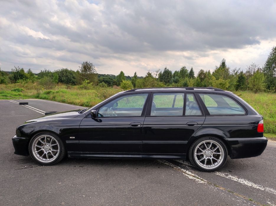 BMW 530i Touring M-pakiet
