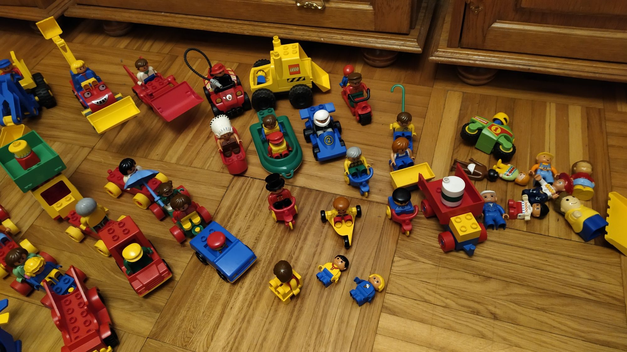 Lego duplo dużo zestawów klocków