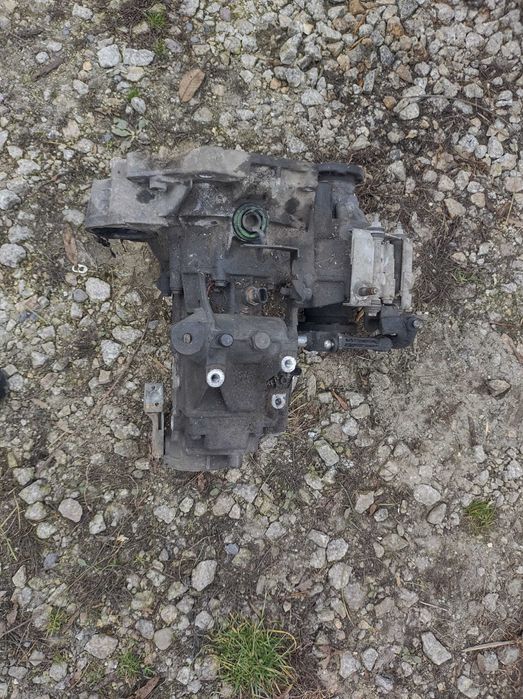 Skrzynia Biegów Vw Golf IV 1.6 SR Audi A3 Skoda