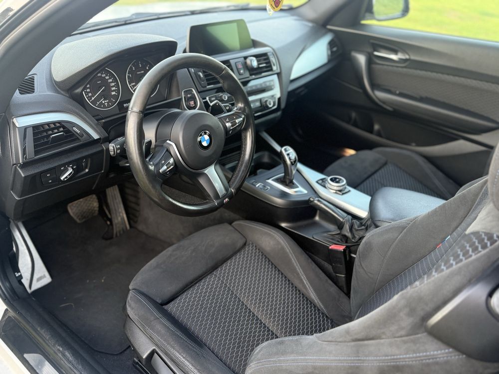 Bmw 225D pack m “nacional” como novo