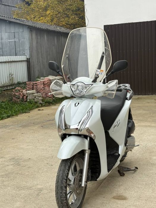 Продам Honda sh 150i