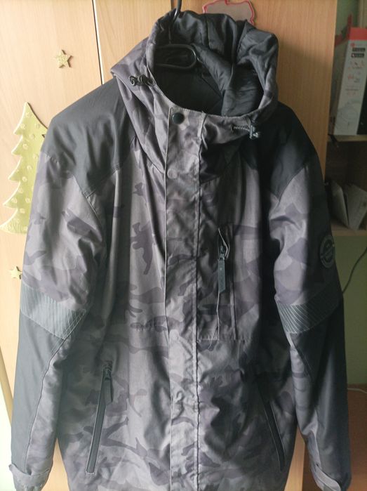 Sprzedam kurtkę zimową męskie moro