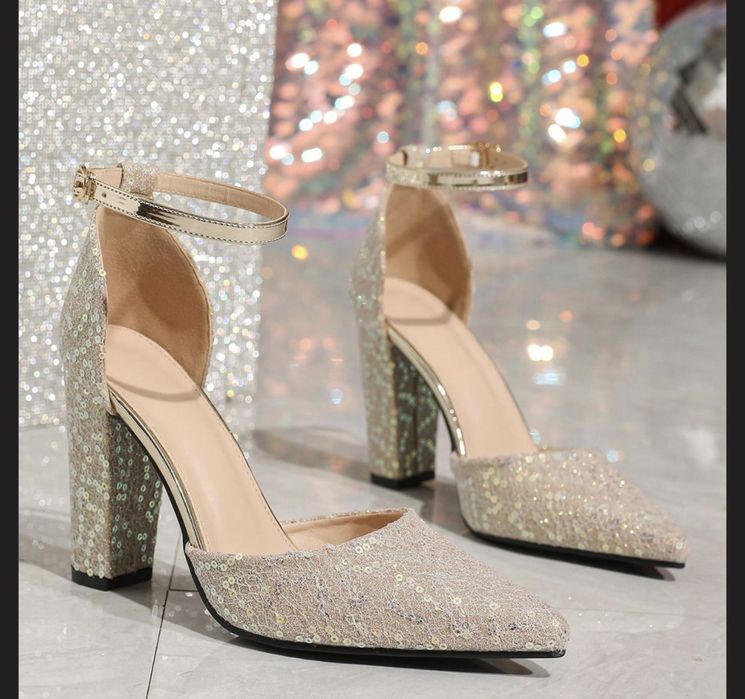 Святкові босоніжки