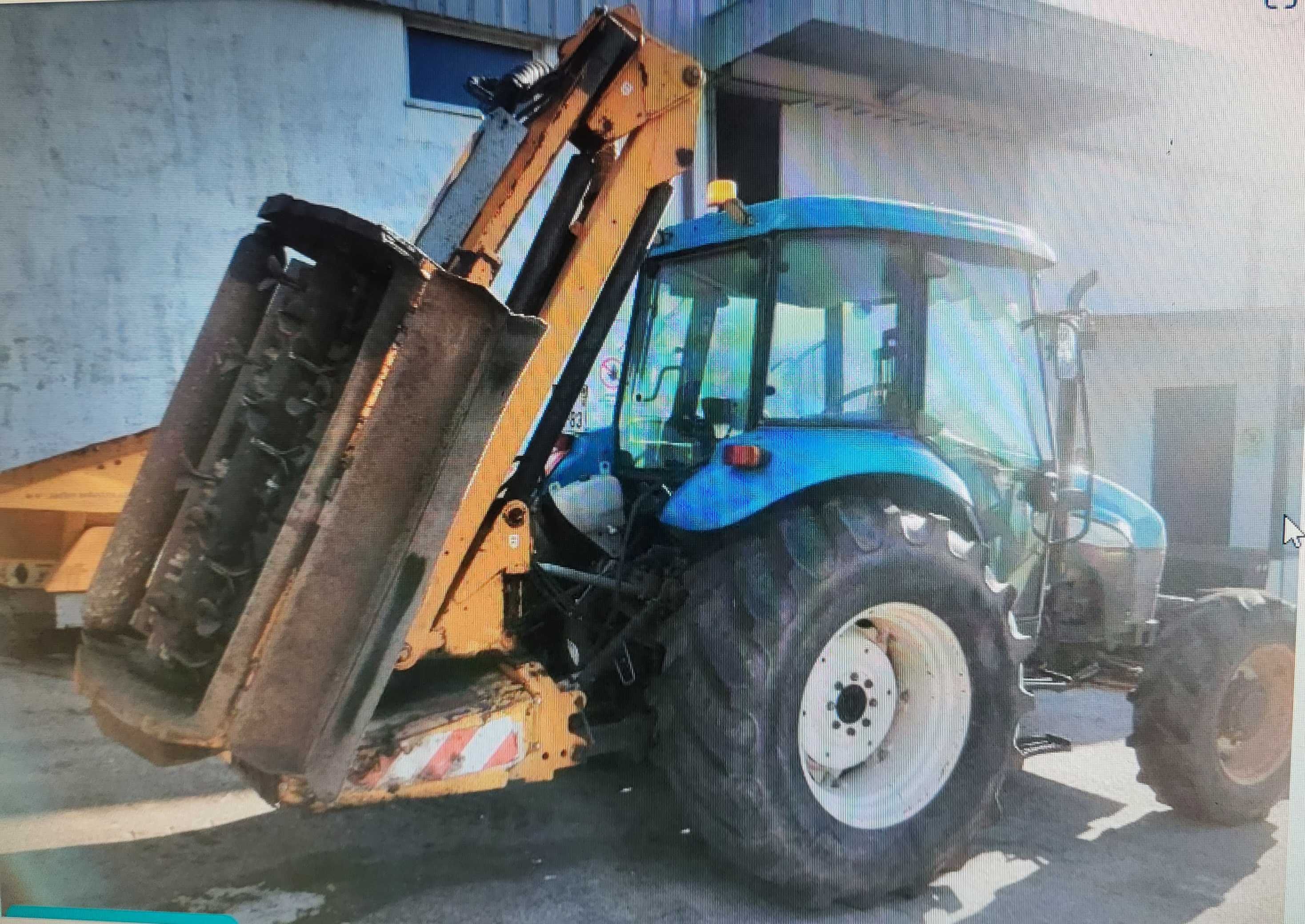 Trator New Holland 90 cv Com Limpa Bermas