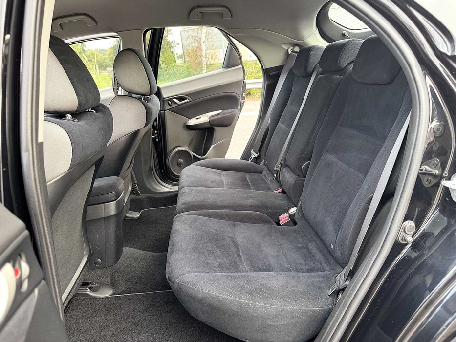 Honda Civic 1.4 i-DSI A/C Poucos KM