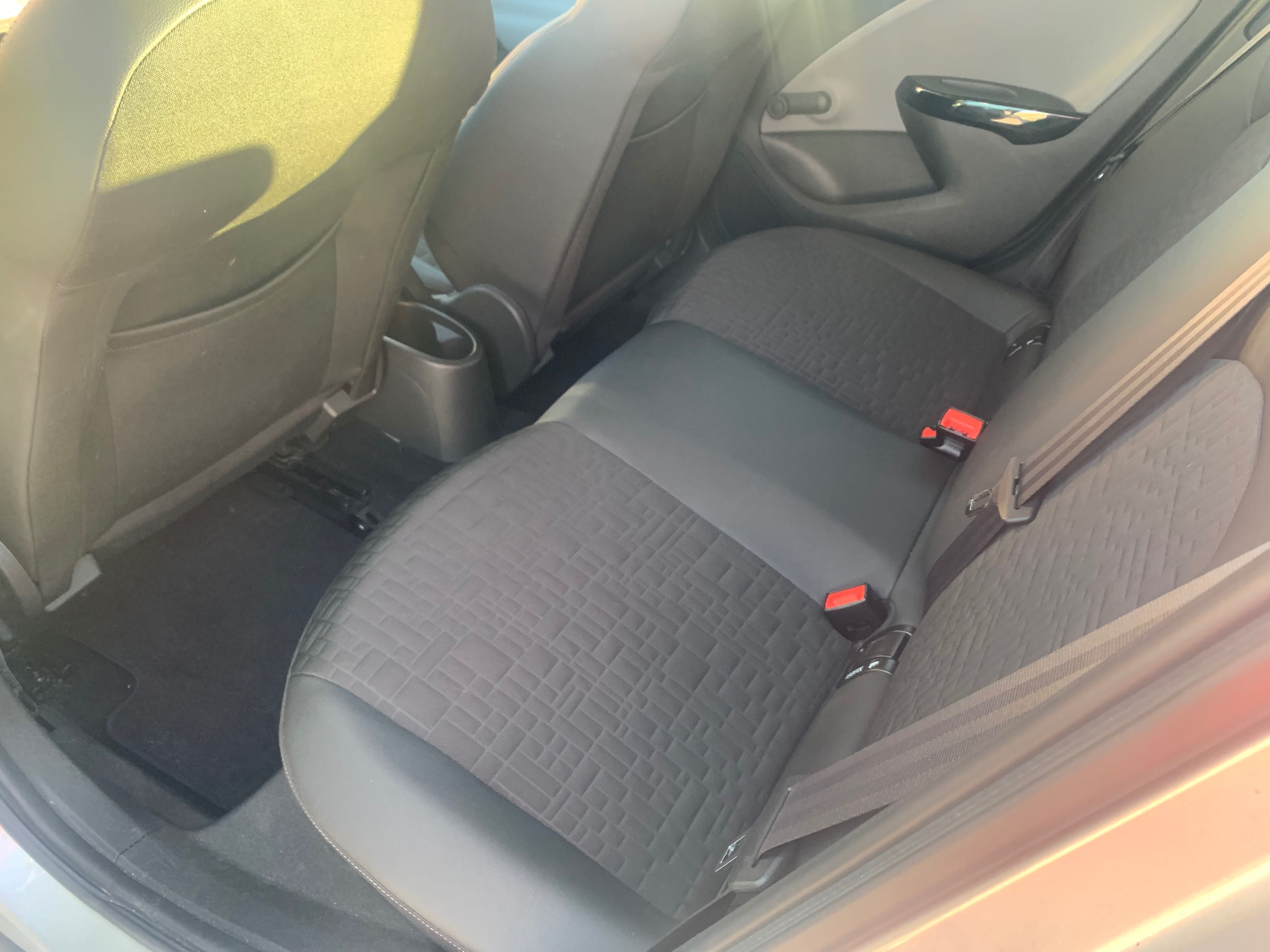 Opel Corsa Cosmo full extras estaciona sozinho revisões na Opel