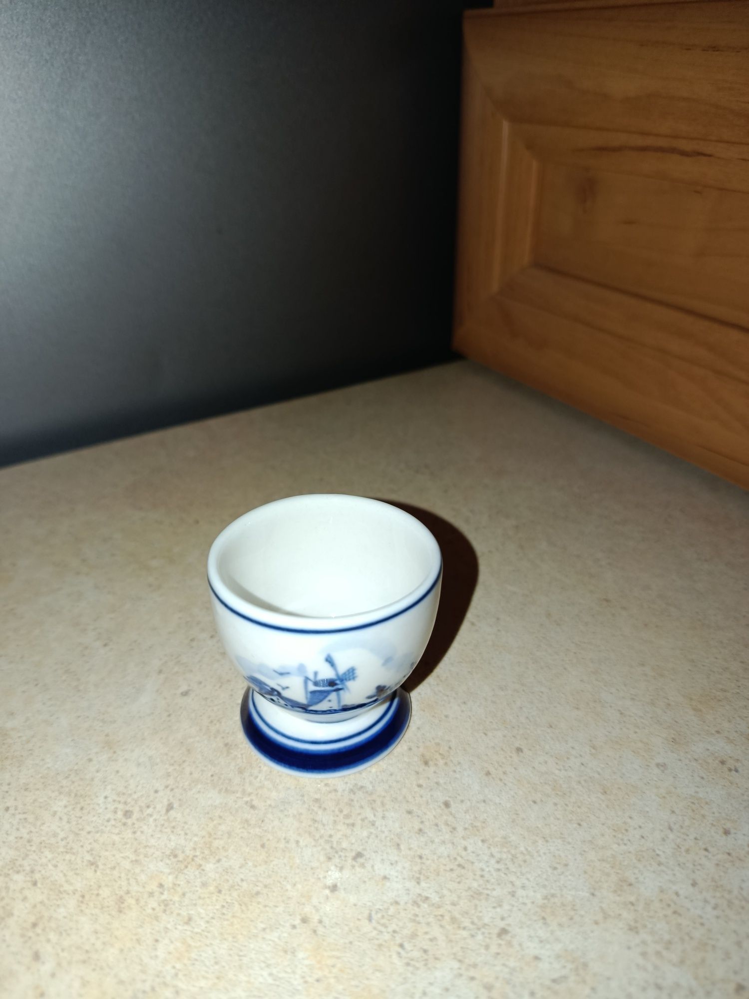 Śliczny stary kieliszek porcelana Delft