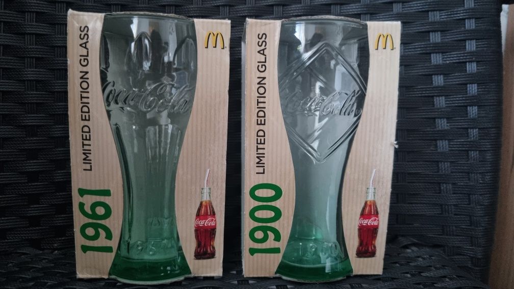 Szklanki kolekcjonerskie Coca Cola 1900, 1916, 1961