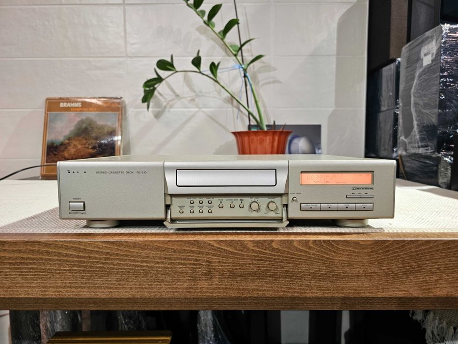 Дека Technics RS E10 HIFI Cassette Deck