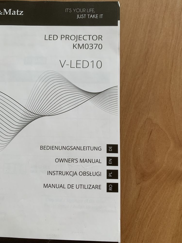 Projektor Kruger&Matz V-LED10 - nowy