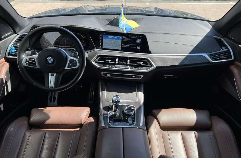 BMW X5 2020 року