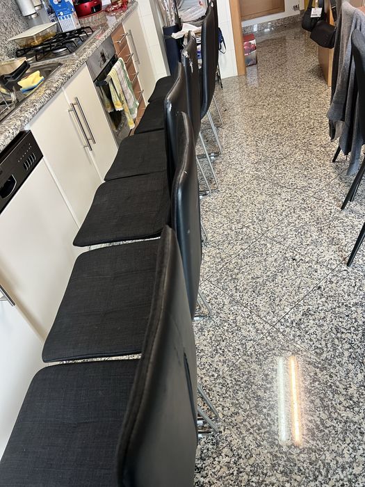 Cadeiras cozinha 20€ todas