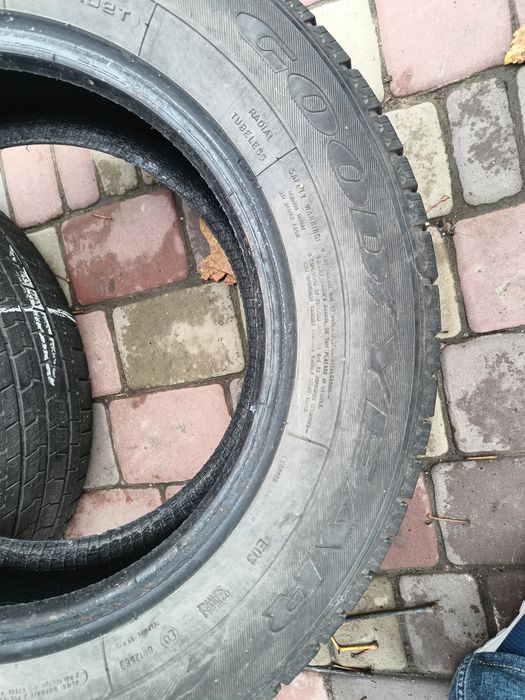 Резина Goodyear 215/65/15С зима