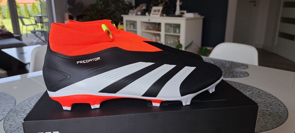 Buty piłkarskie adidas Predator League LL 44 2/3