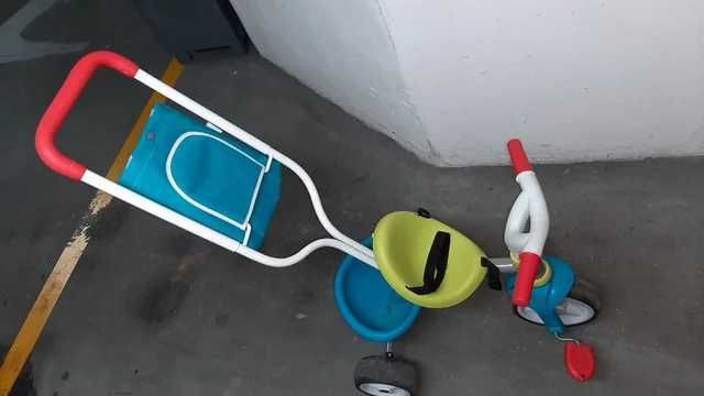 Triciclo Fisher Price - Oportunidade [15 euros]