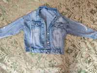 джинсова куртка на дівчинку 122,-130см