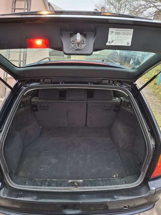 Продам  BMW E46 2.0d  литовка