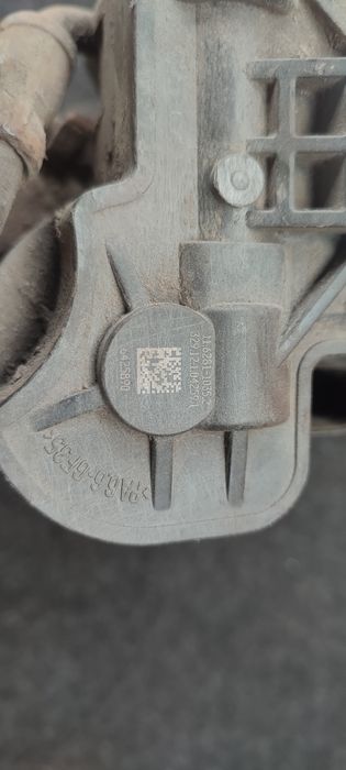 Супорт задній правий Гольф 7 електро супорт з електромотором Golf 7