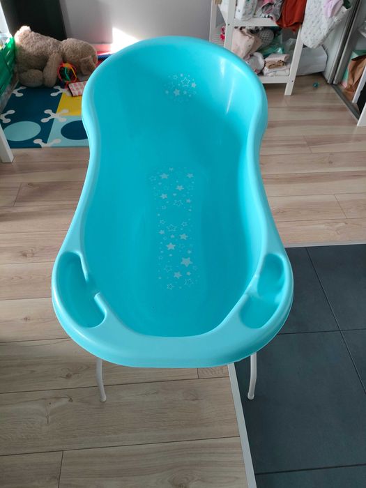 Wanienka ze stelażem