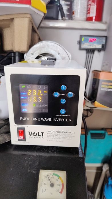 УПС безперебійник VOLT польска 800 плюс