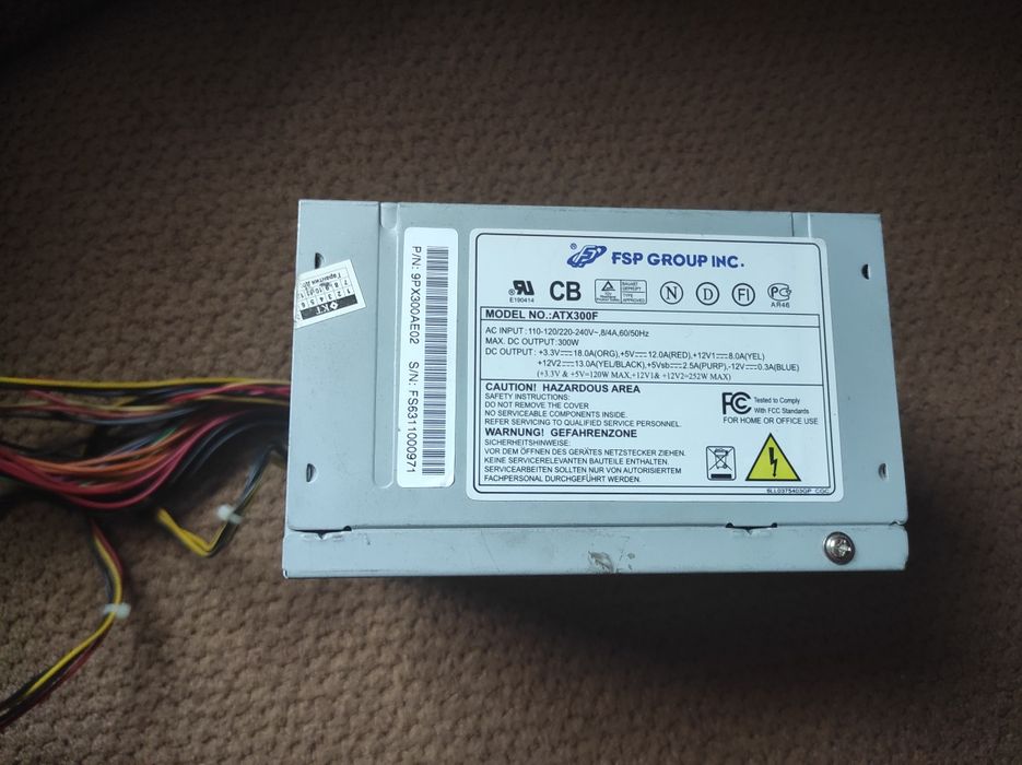 Блок питания  FSP GROUP INC ATX300F 300W