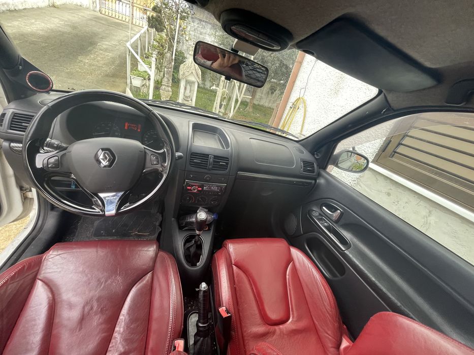 Renaul clio fase 2 comercial