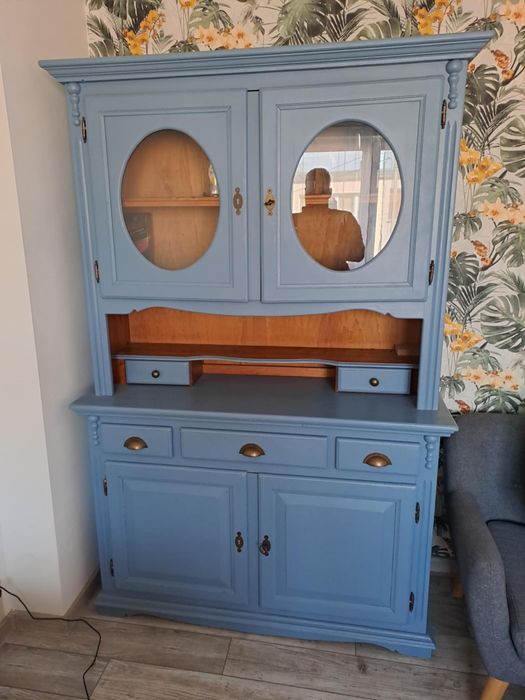 Kredens odrestaurowany