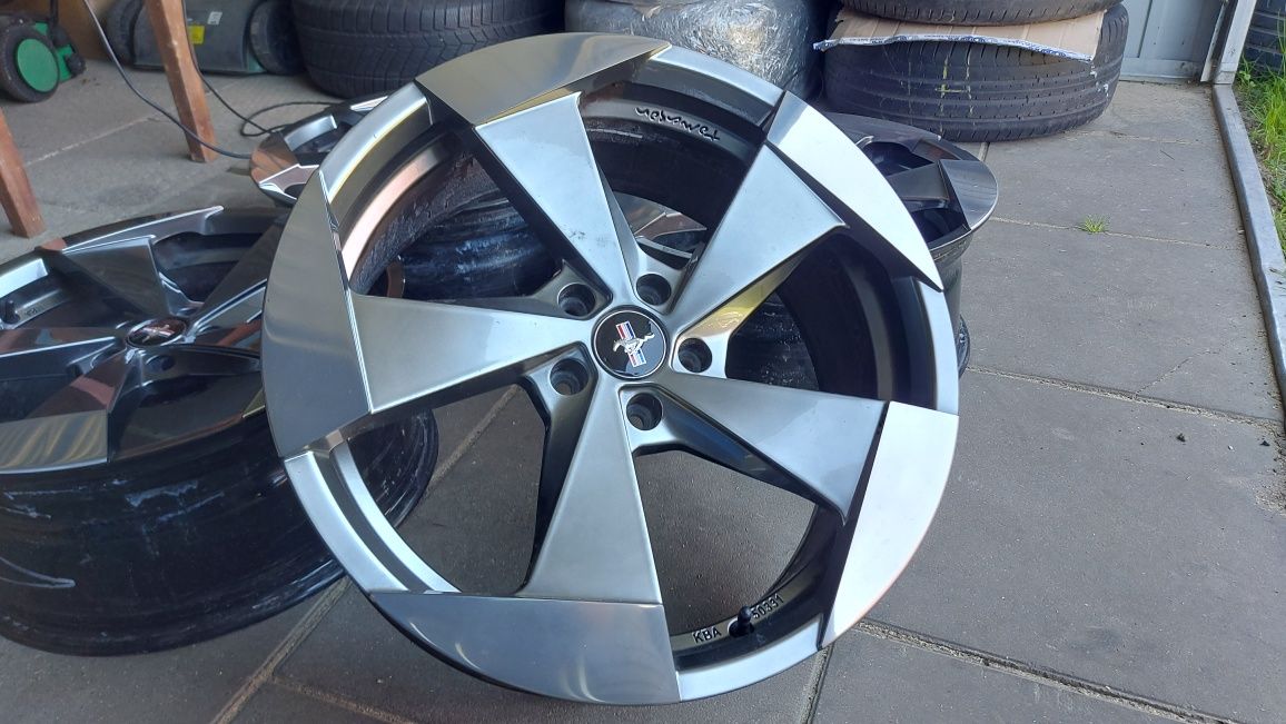 20" 5x114,3  8,5j et40  Ford Mustang Nissan Kia /Tomason TN15