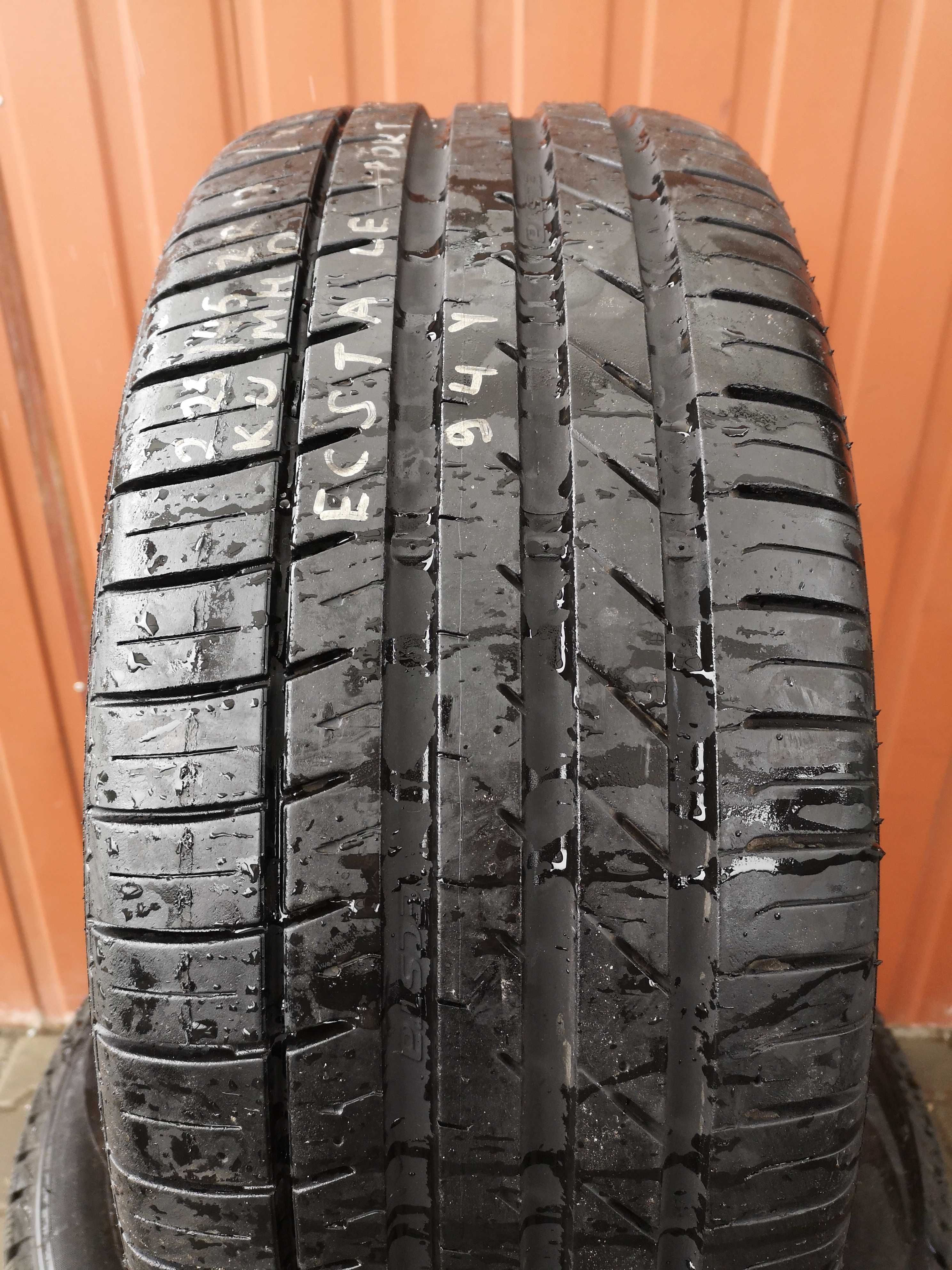 225/45 ZR17 94Y - Kumho Ecsta Le Sport (2 sztuki)