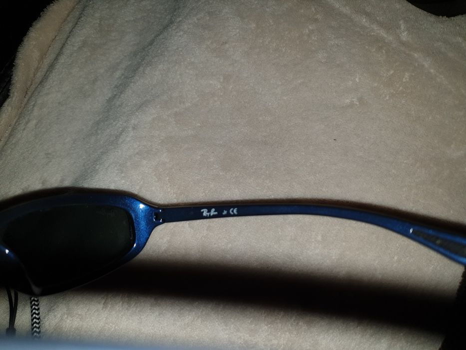 Oculos se sol rayban de crianças