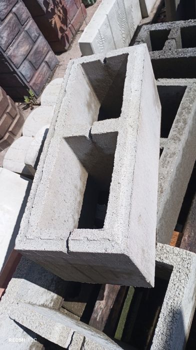 Нерозбірна опалубка (фундаментний проливний блок)