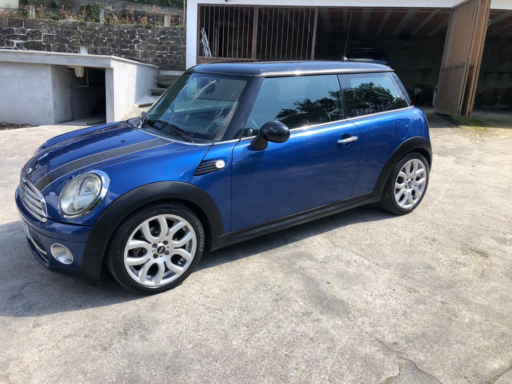 Mini Couper D Azul