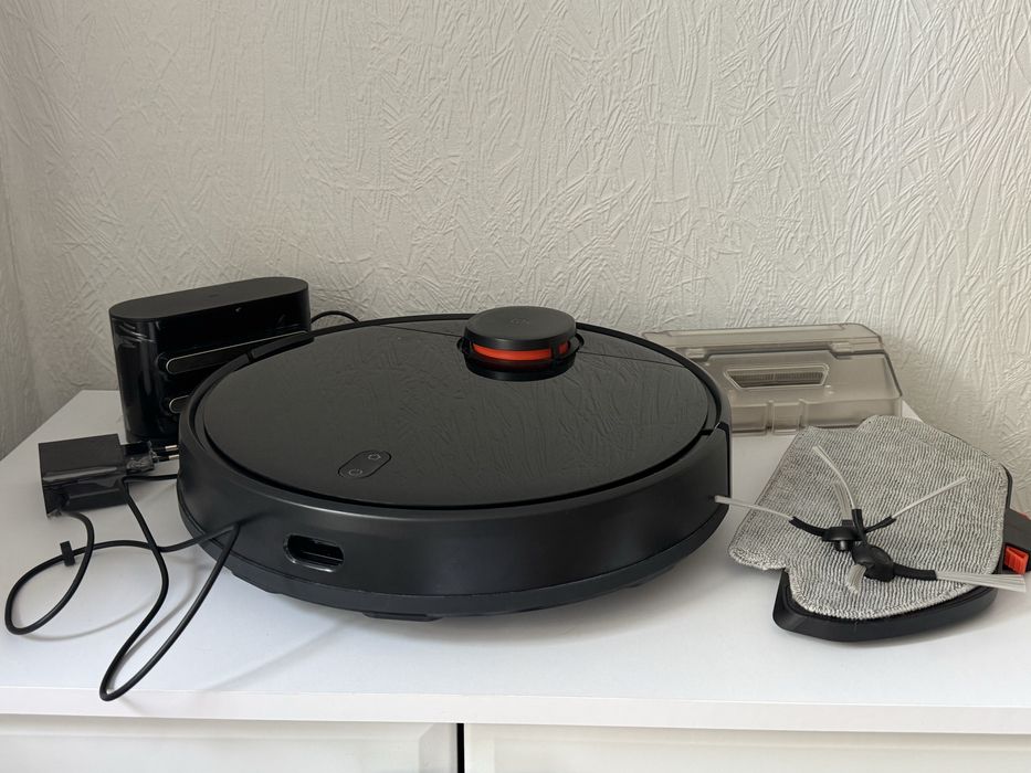 Робот пилисос Xiaomi robot Vacuum Mop.