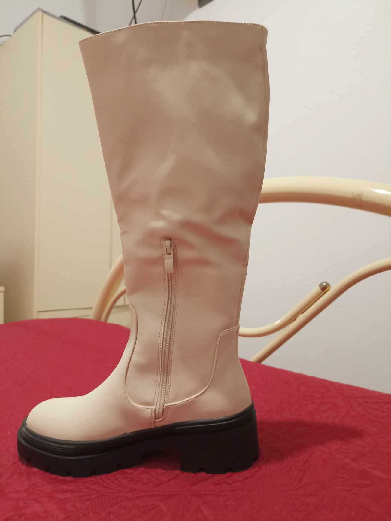 Botas de mulher impremiaveis