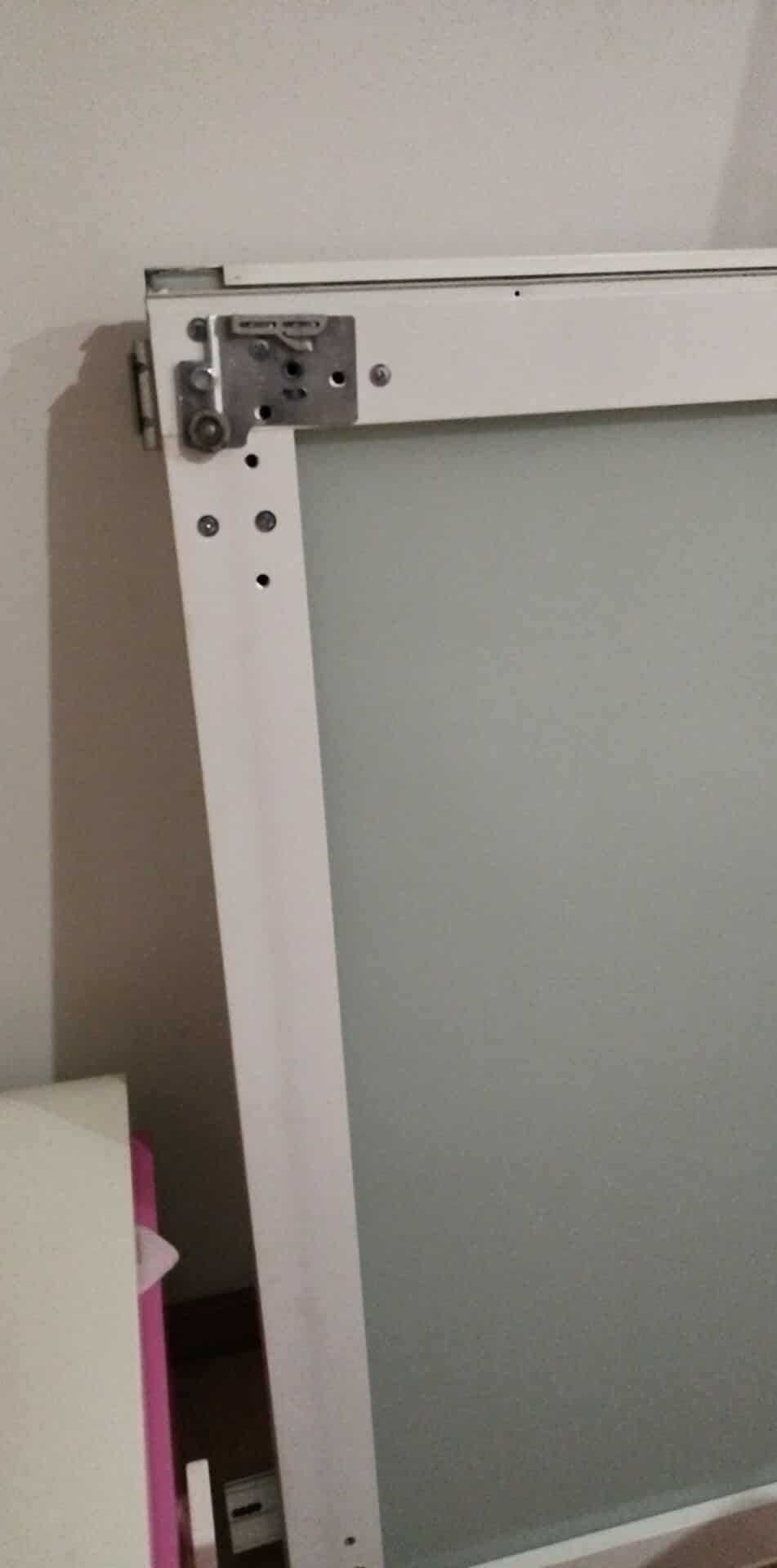 portas guarda fatos