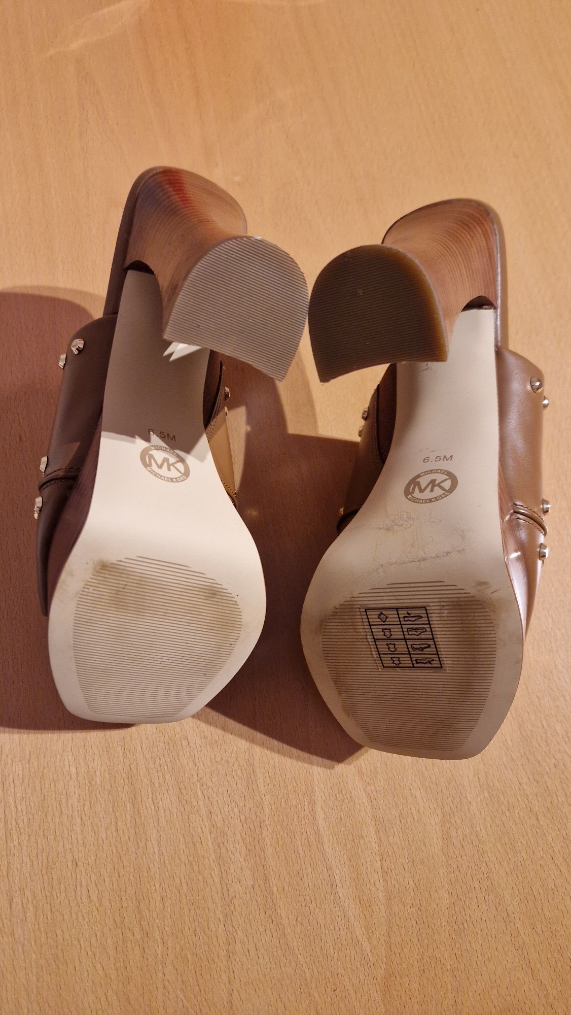Michael Kors - Sandálias