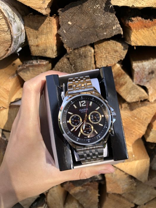 Casio MTP-E303D-AVDF