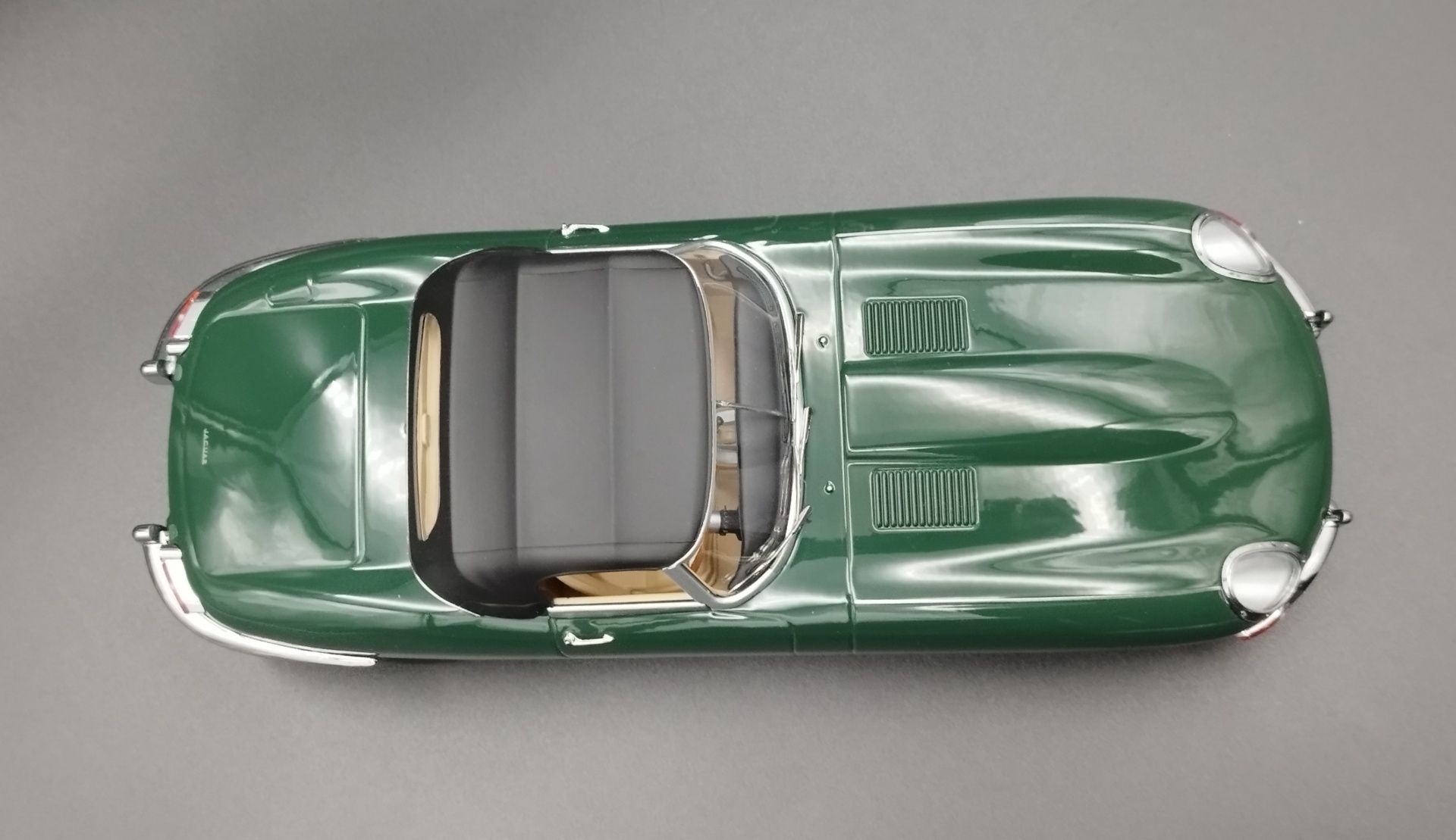 1:18 KK Scale 1961 Jaguar E-Type 1-Series model nowy