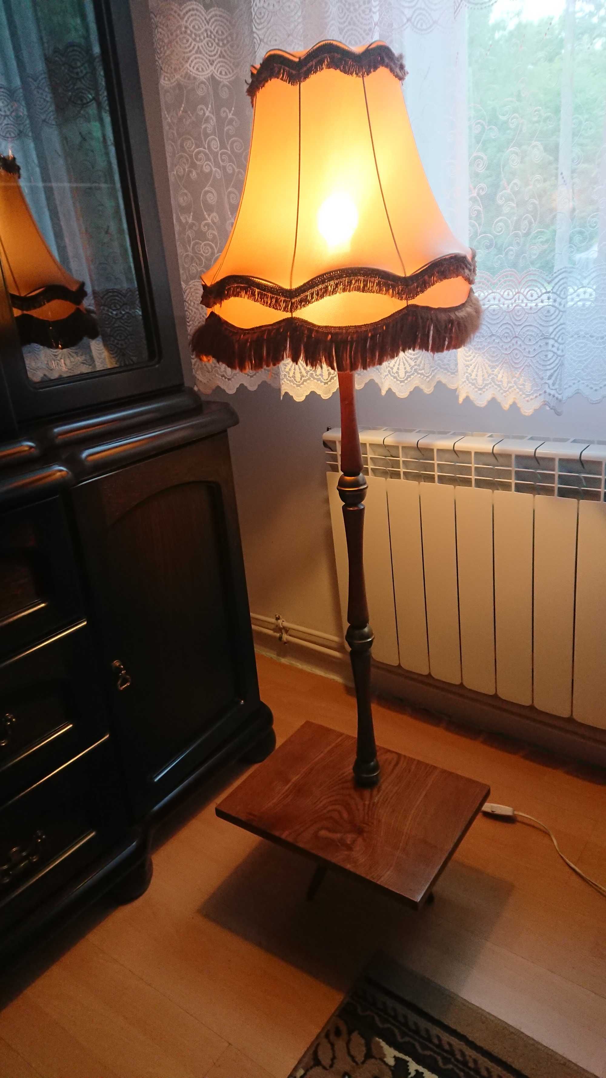 Lampa stojąca z abażurem klasyczna stylowa