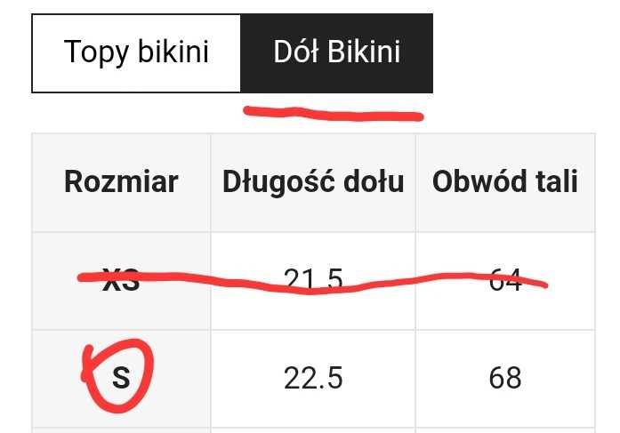 Czarny strój kąpielowy z serduszkami