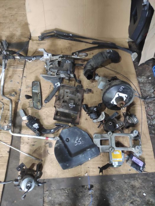 Підставка під акумулятор Kia Sportage 2 ABS спортедж вакуум подушка