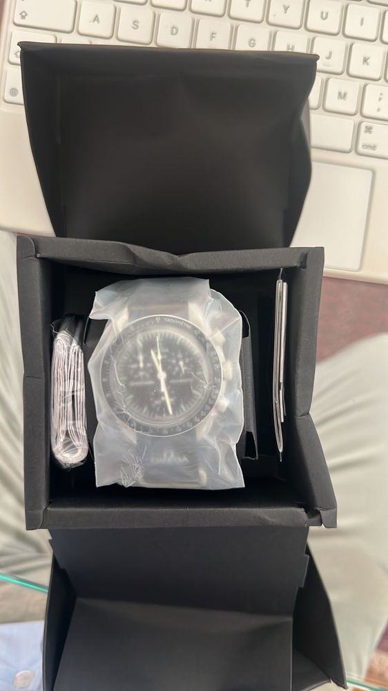 Swatch X omega moonswatch