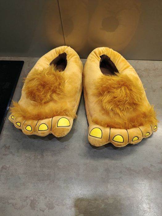 Kapcie Wielka Stopa Hobbit rozmiar uniwersalny 40-43