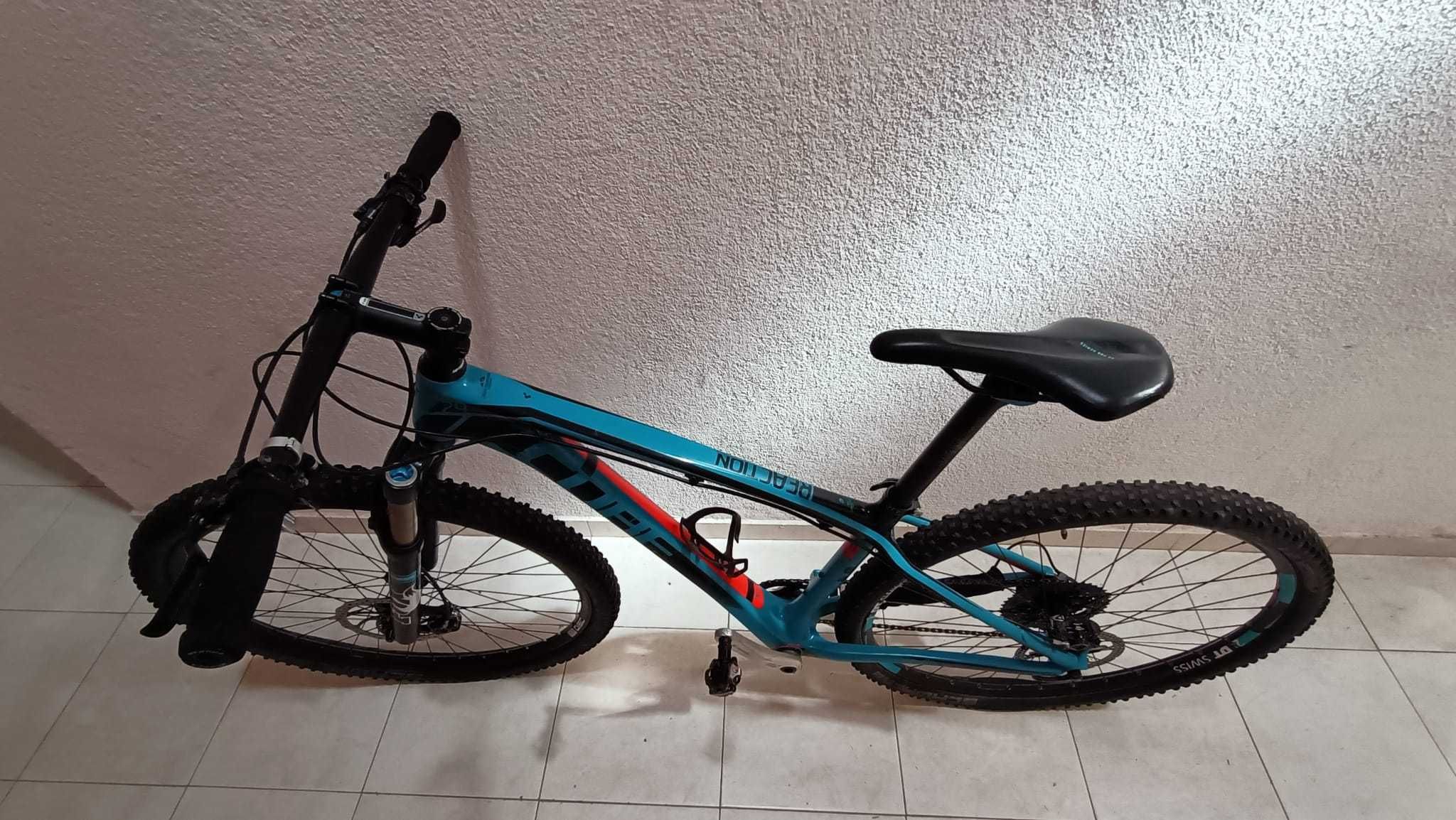 Bicicleta Cube Reaction 29 Carbono