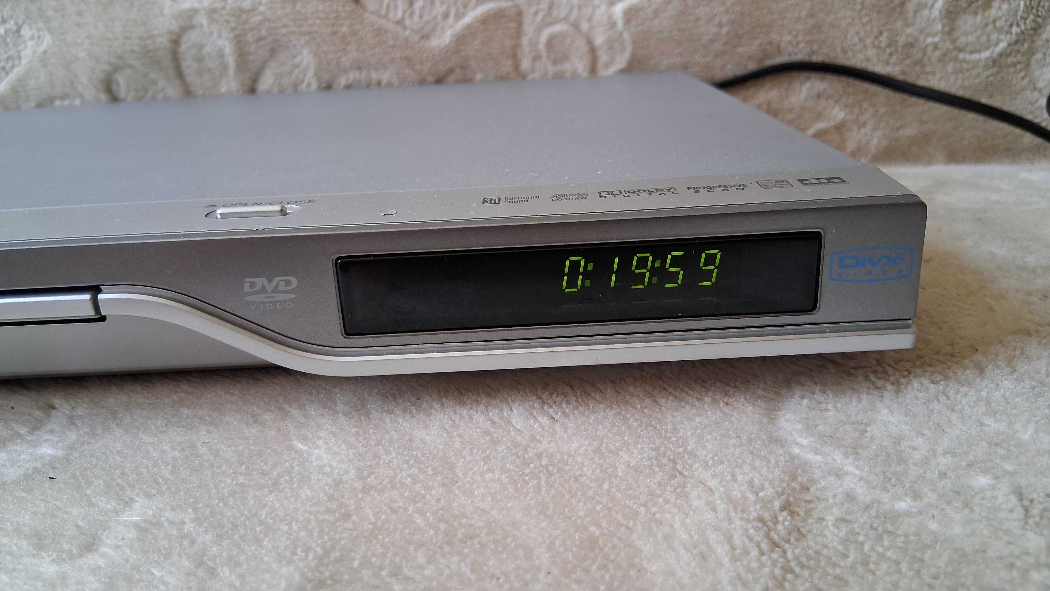 Odtwarzacz DVD LG DVX 9800 + przewód